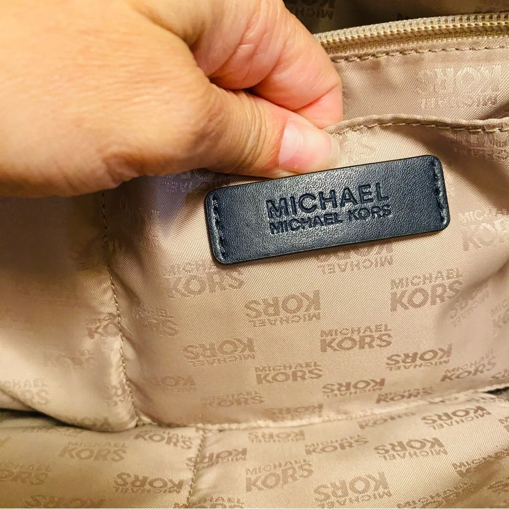 MICHAEL KORS Navy Blue Leather Carolyn Handbag